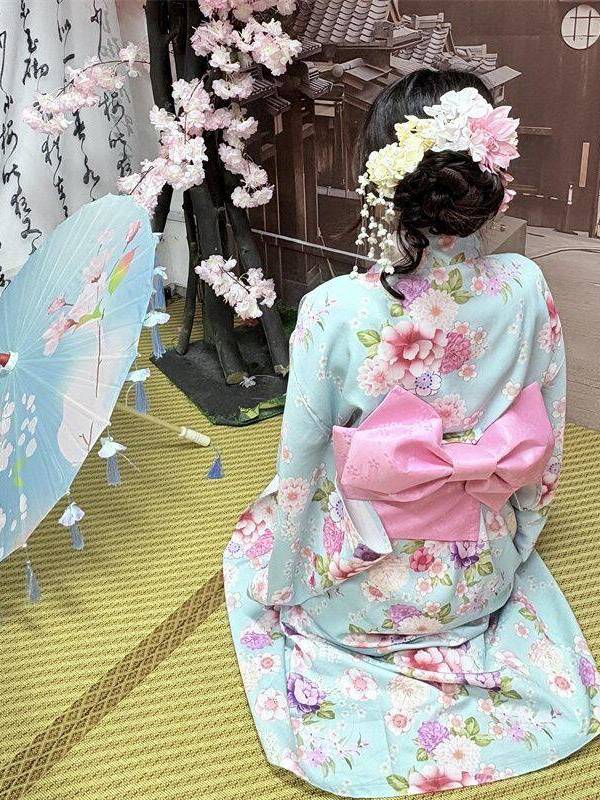 Photography Online - Abito Fotografico in Stile Kimono Tradizionale