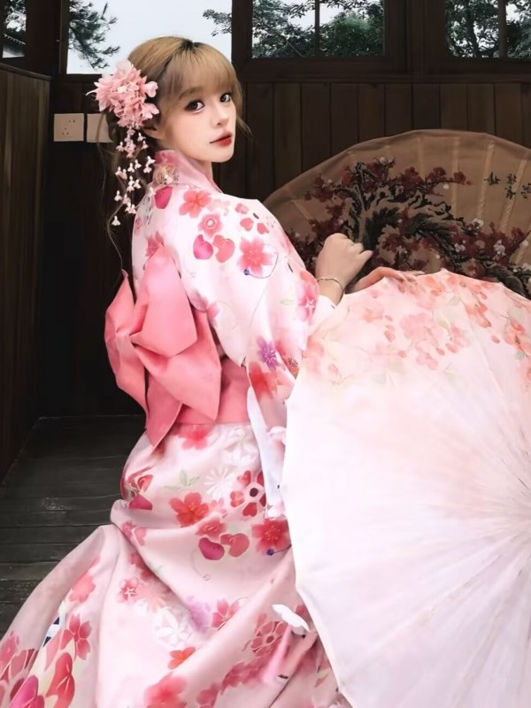 Kimono Giapponese Tradizionale - Photography Online recensione e prezzo